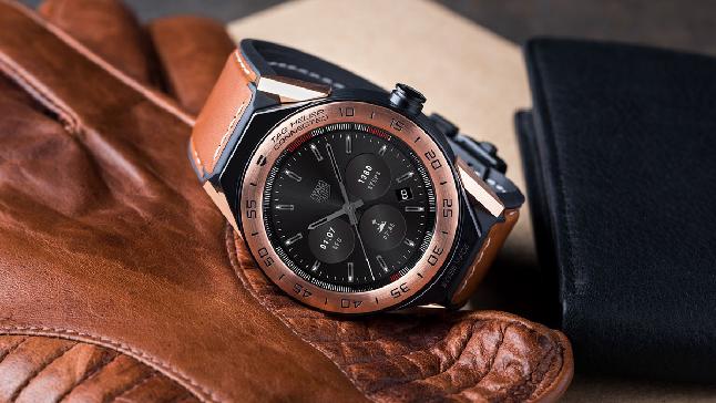 TAG Heuer Connected Modular 45 – TAG diventa futuristico